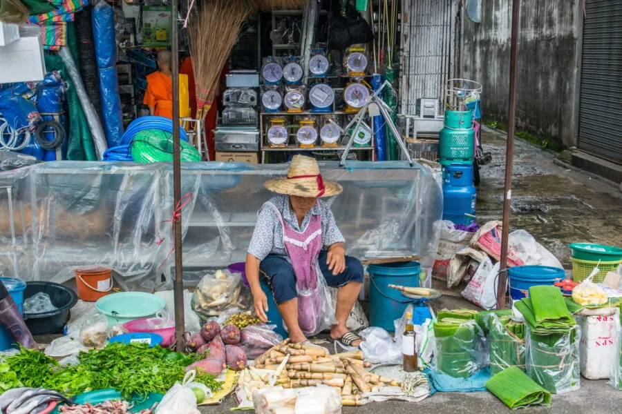 vegetable seller at chiang rai market