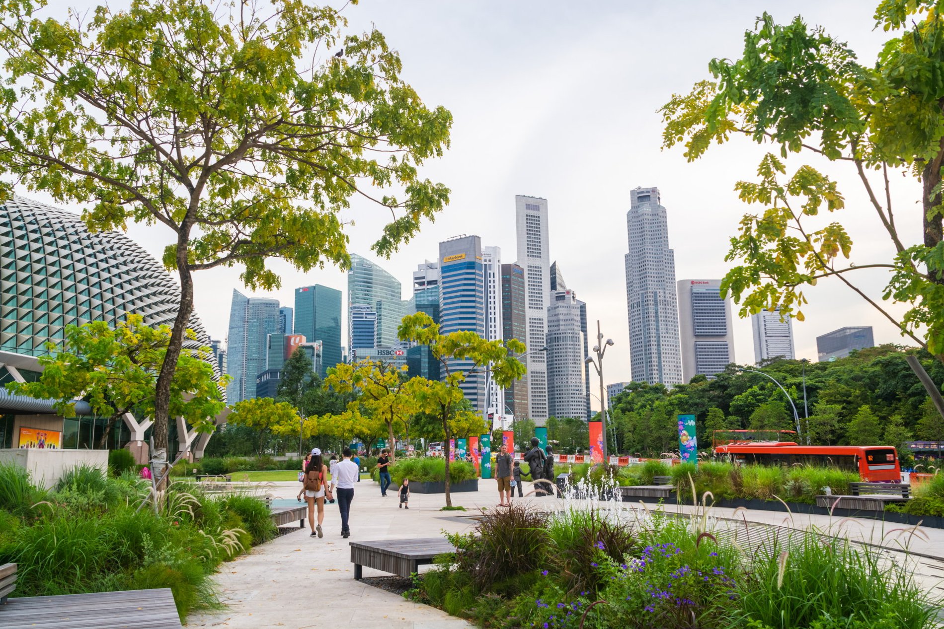 vue sur quartier des affaires esplanade marina bay singapour