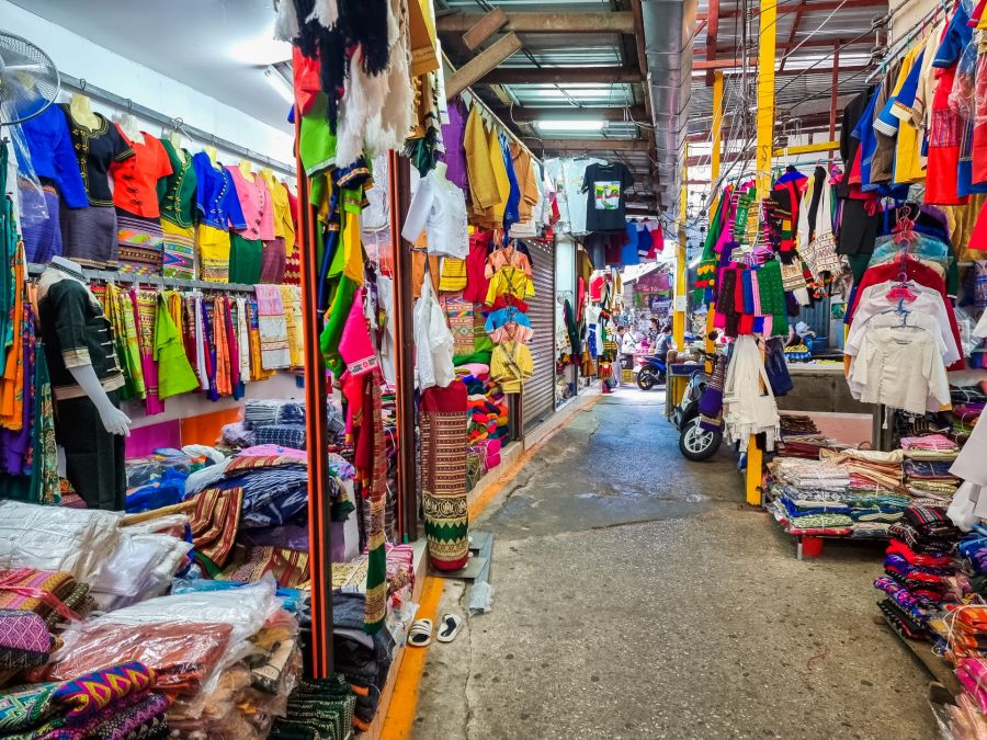 boutiques de vetements marché frontalier de mae sai thailande
