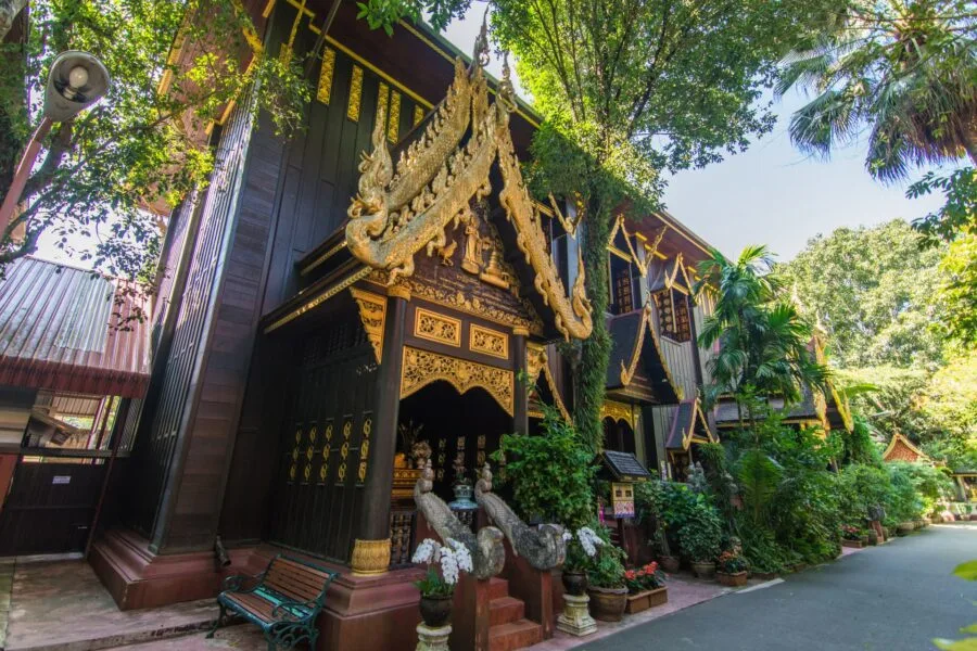 wat phra kaeo chiang rai museum