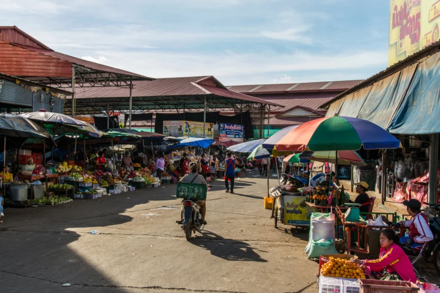 marché populaire de paksé dao hueang
