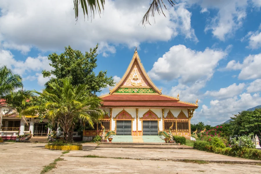 batiment au wat phabat paksé