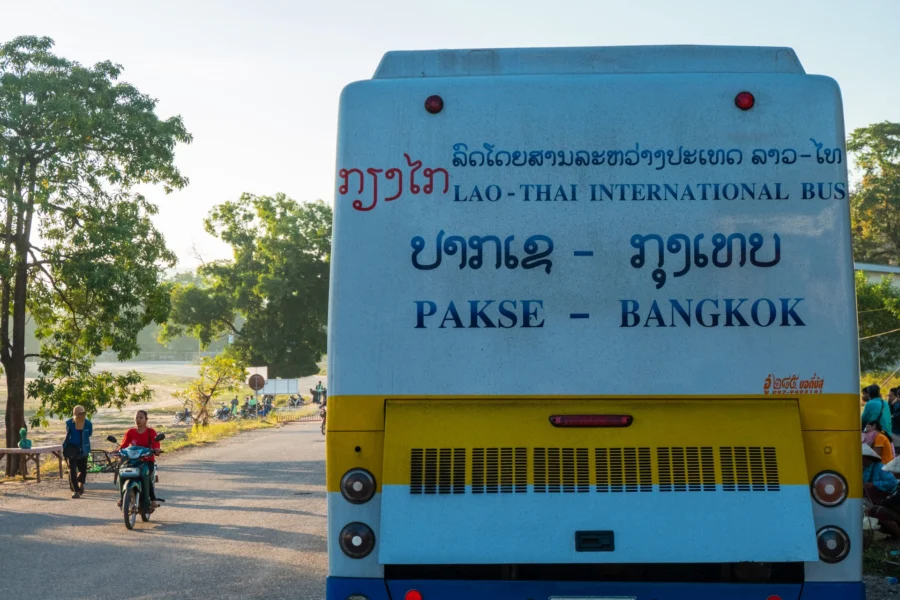 bus transfrontalier bangkok pakse