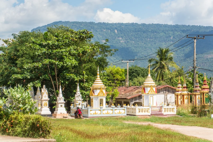 chedis cour du wat phabat paksé