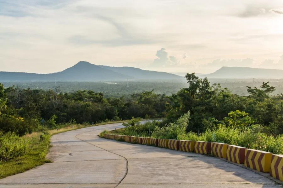 descente du wat phousalao paksé laos