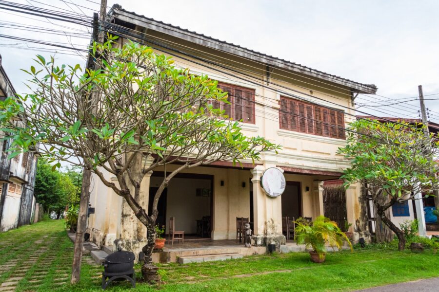 hotel restaurant a champassak laos