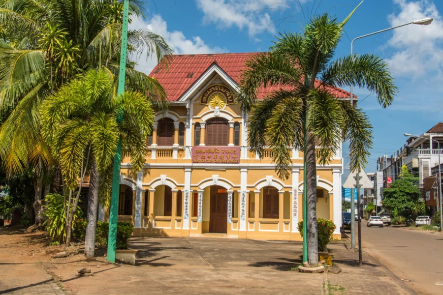 maison association chinois paksé laos