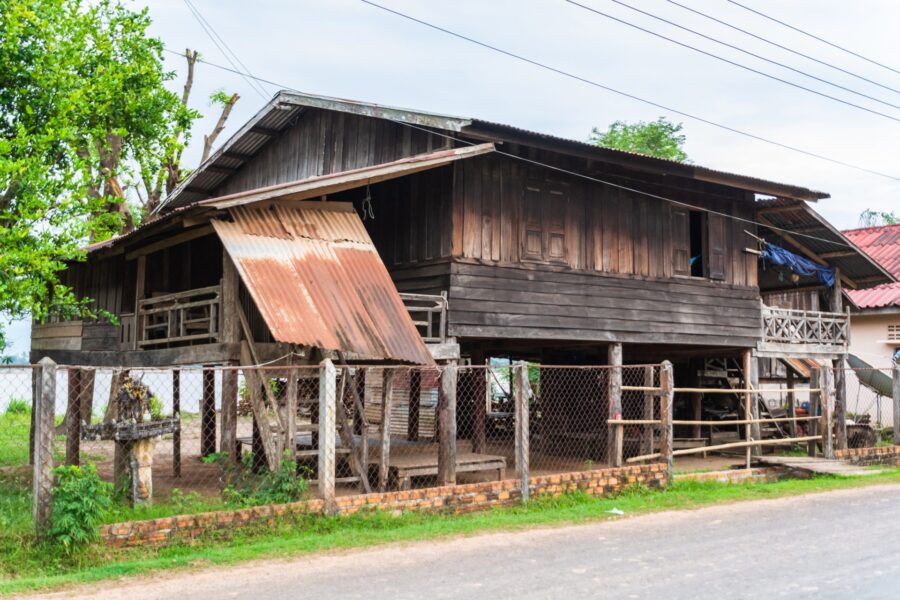 maison sur pilotis champassak laos