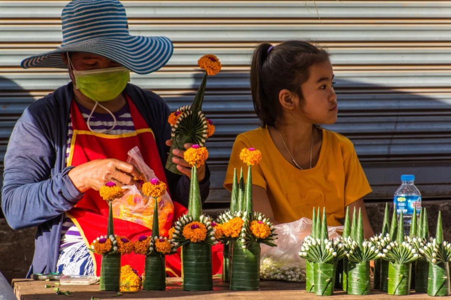 mere et fille marché dao hueang de paksé