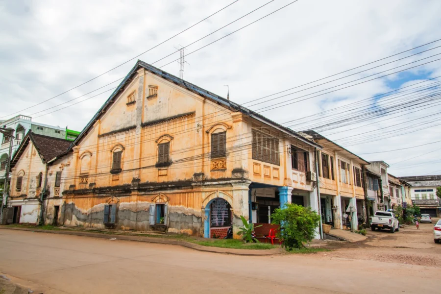 vieux quartier de paksé laos