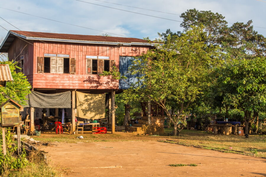 maison campagne du plateau des bolovens laos