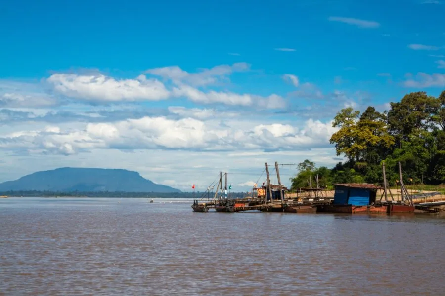 quay to cross the Mekong Ban Muang Champassak