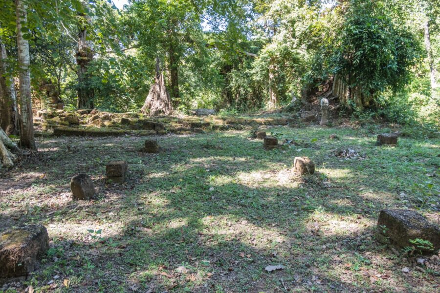 site du wat tomo champassak laos