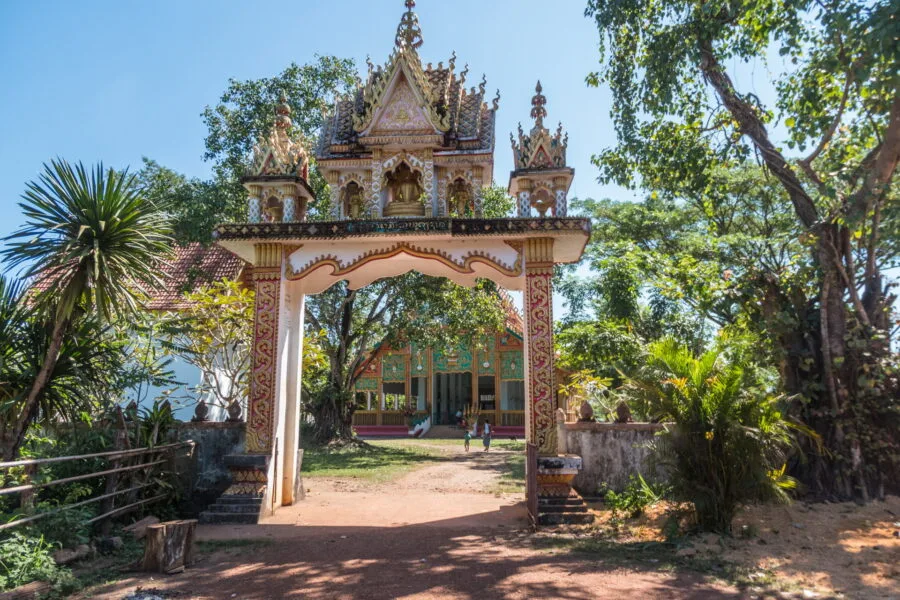temple of ban khiet ngong laos