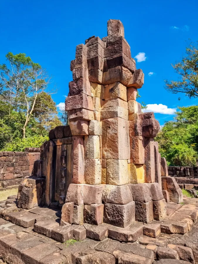 Prasat Ta Muan Thom Tower, Thailand-Cambodia border