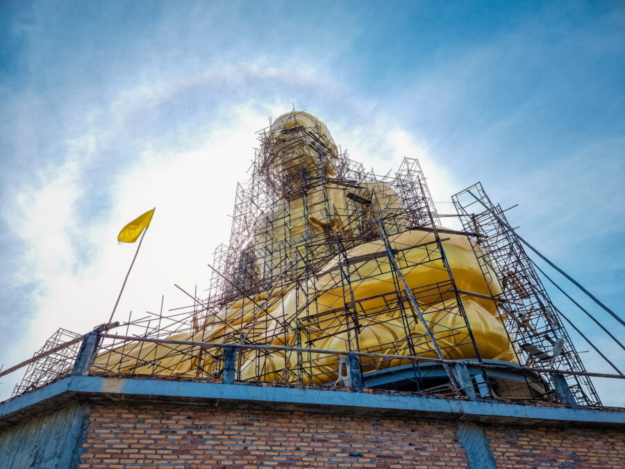 phra puttha rup ong yai wat wang wiwekaram sangkhlaburi