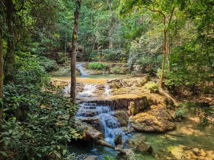 bassin superieur du niveau 5 parc national erawan kanchanaburi