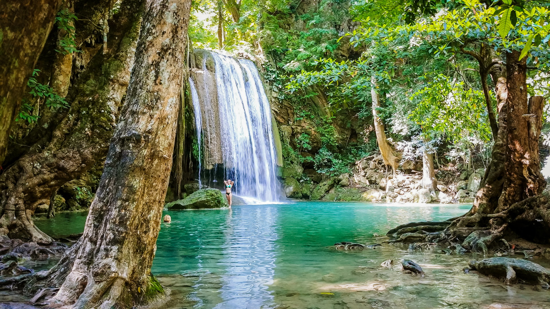 cascade du parc national erawan kanchanaburi