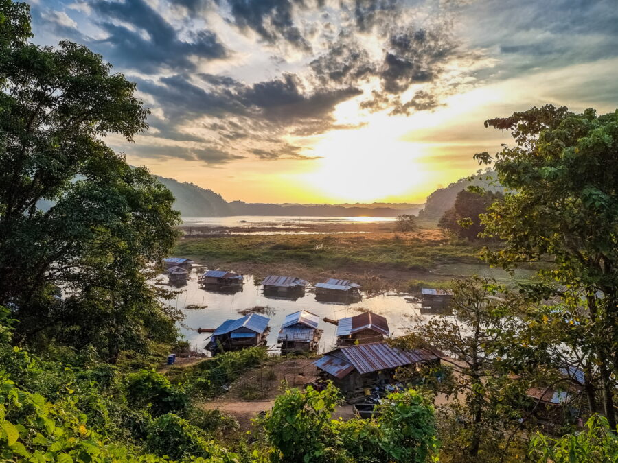 coucher de soleil depuis rantee bridge sangkhlaburi