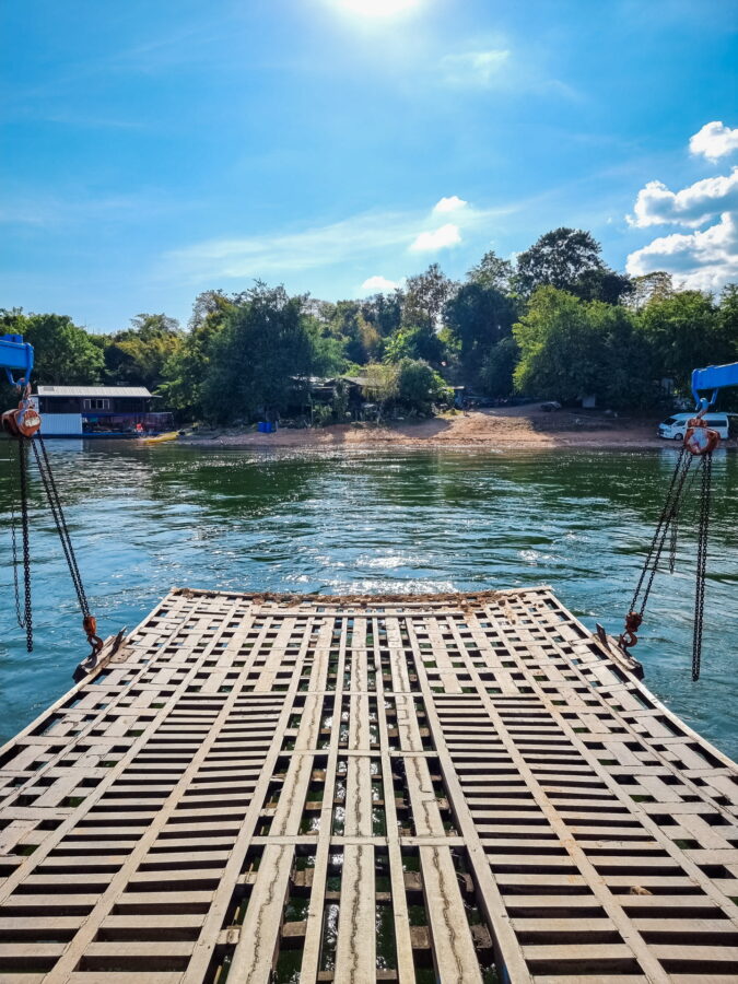 depart ferry local lac srinagarind kanchanaburi