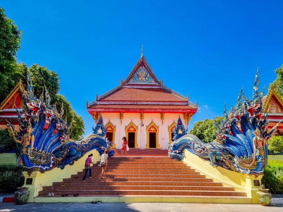 viharn luang du wat phra narai maha rat nakhon ratchasima