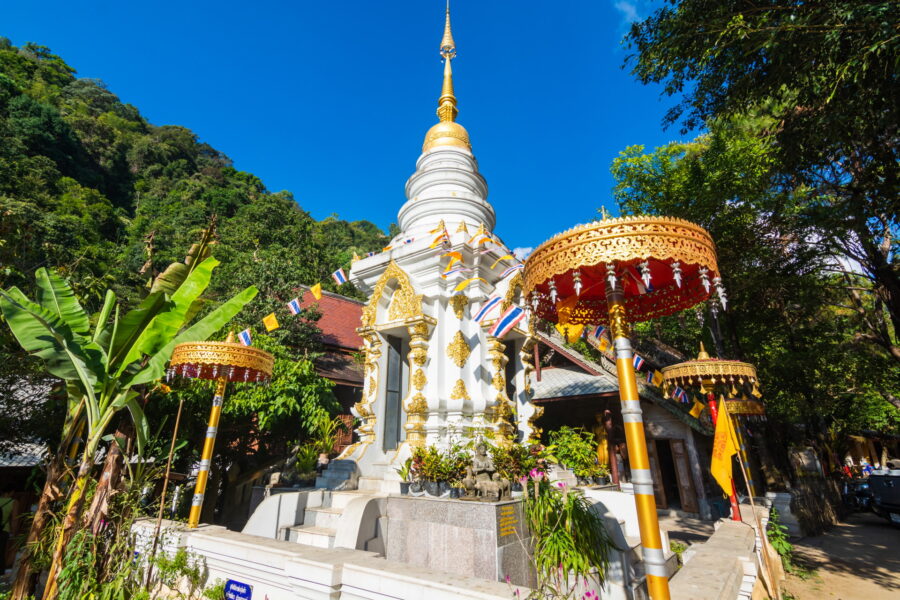 chedi au wat khantha phueksa ban mae kampong