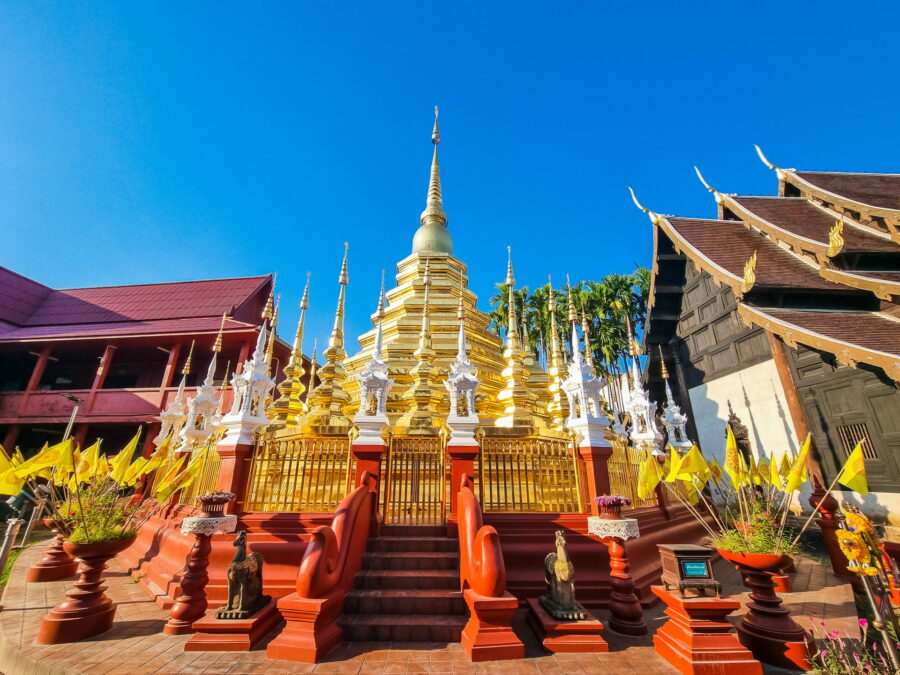 chedi at wat phantao old town chiang mai