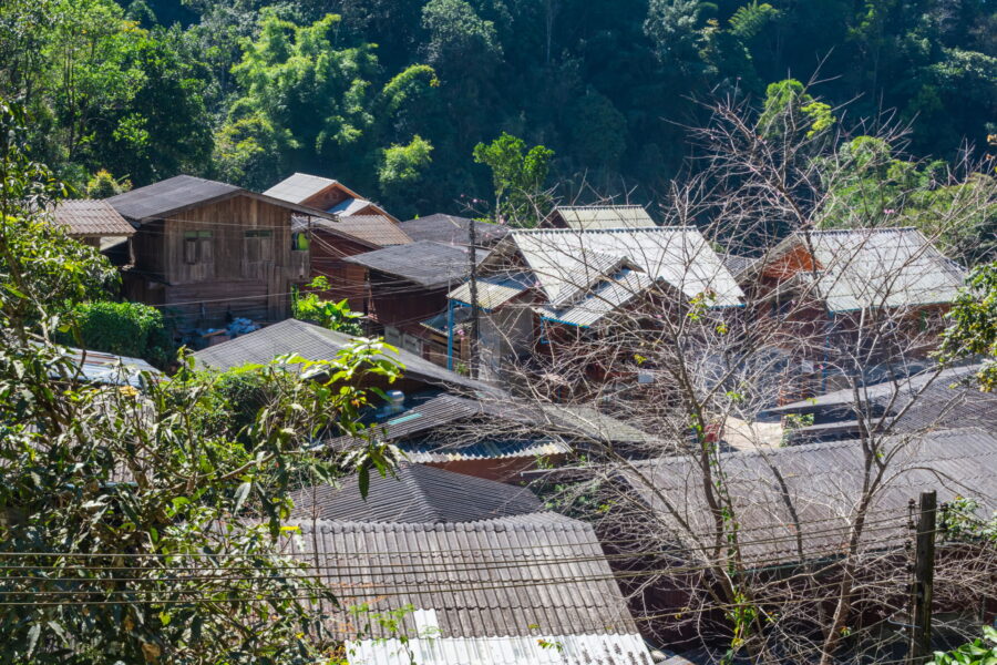 les toits du village mae kampong chiang mai