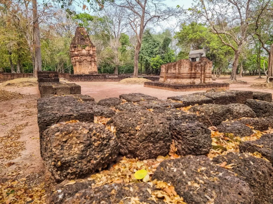 site of the prang ruesi historical park si thep