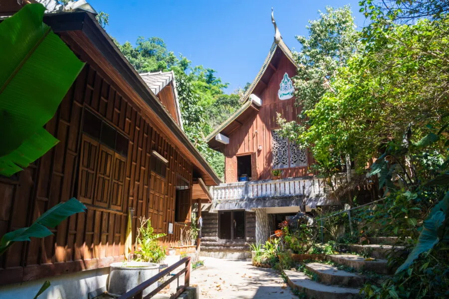 local temple viharn wat khantha phueksa ban mae kampong