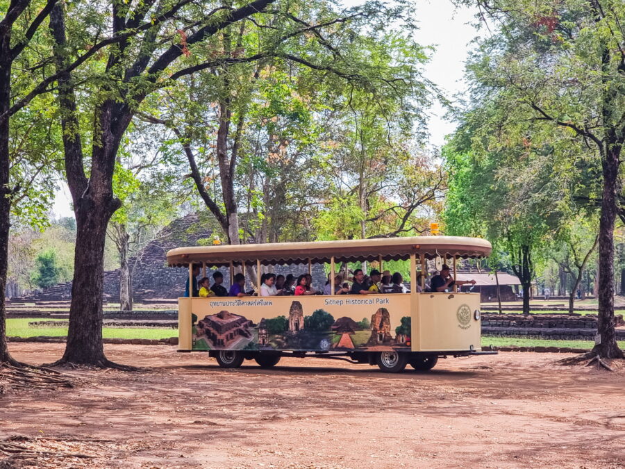 tram pour circuler parc historique de si thep phetchabun