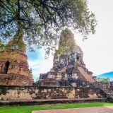 prang central du wat ratchaburana ayutthaya