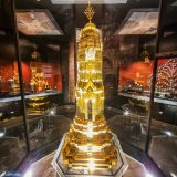 prang en or musee national ayutthaya thailande