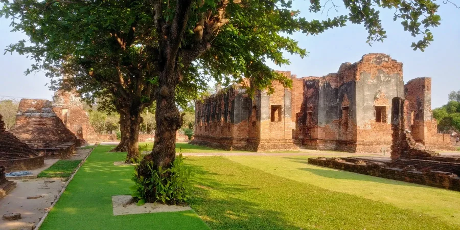salle audience chom thong palace hall wat phra si sanphet ayutthaya