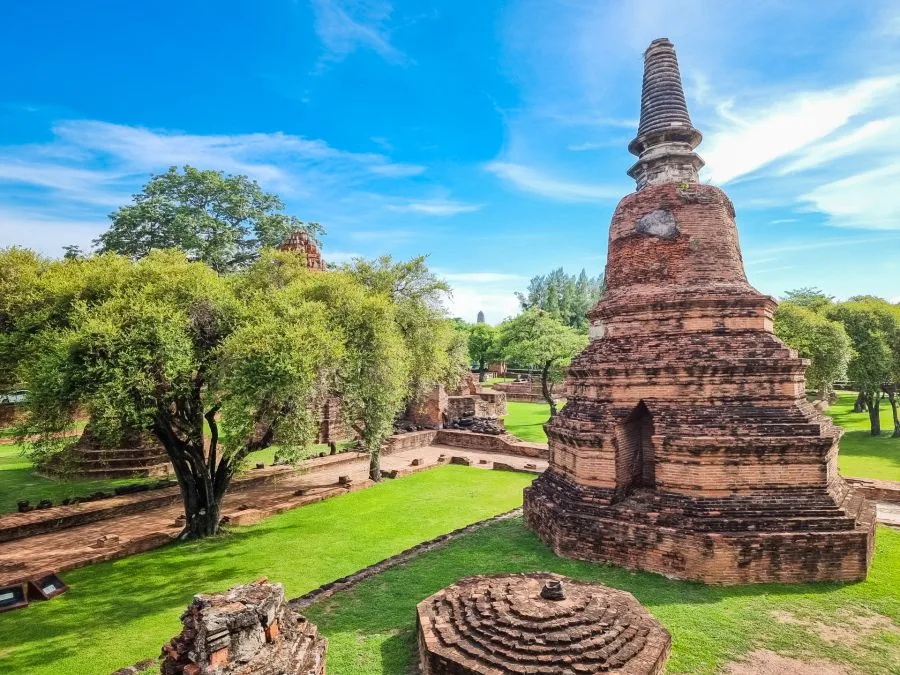 a chedi at wat ratchaburana ayutthaya