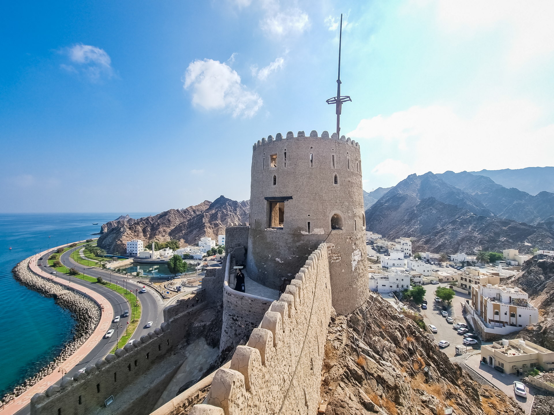 vue depuis corniche du mutrah fort oman