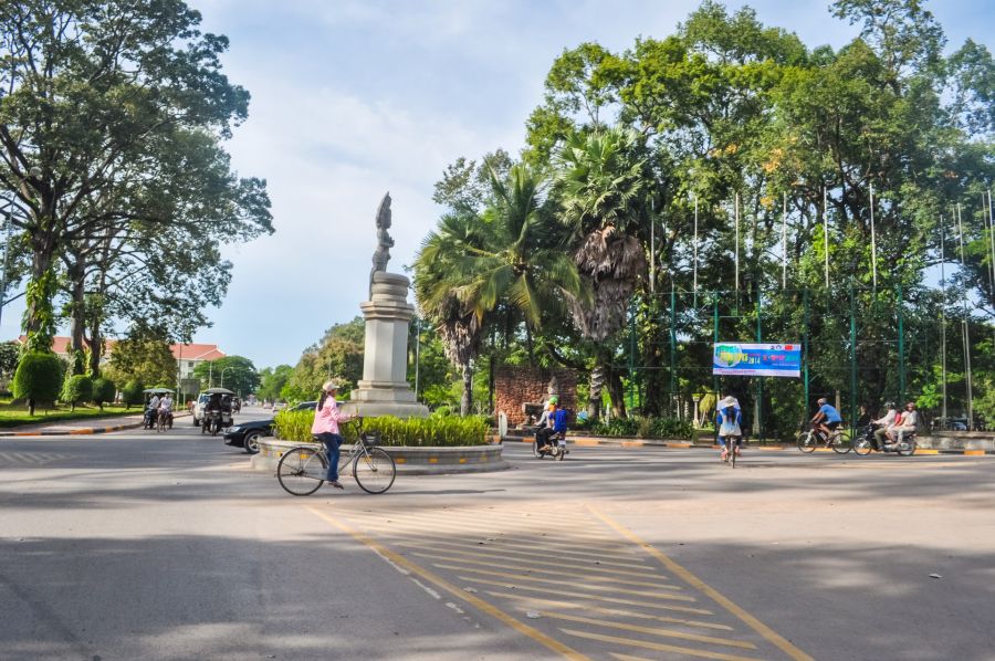circulation en ville abords de siem reap cambodge