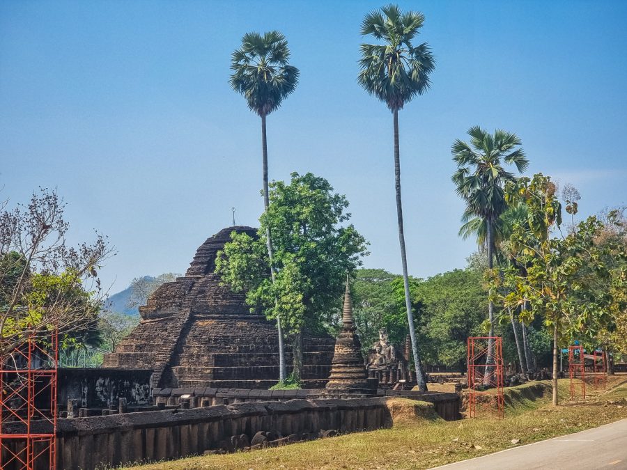 chedi wat phra si rattana mahathat - si satchanalai - thailande