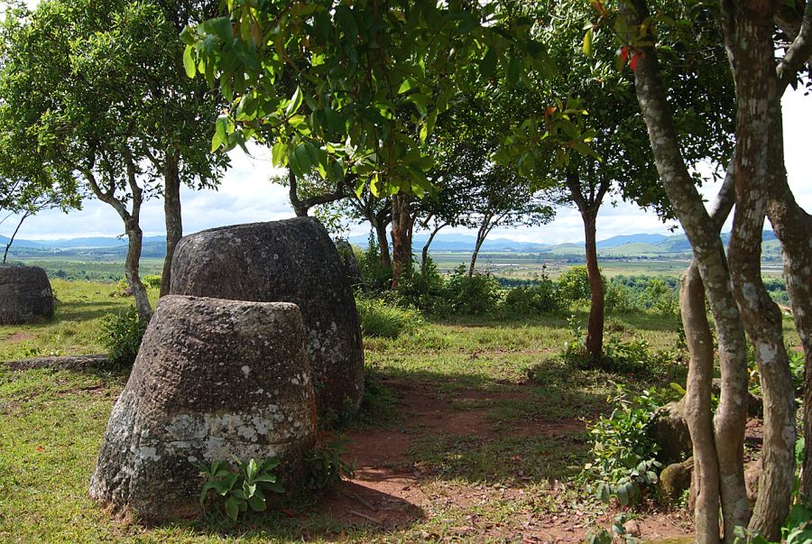 plaine des jarres laos plaine des jarres laos