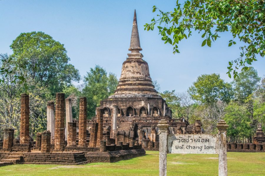 wat-chang-lom-au-parc-historique-de-si-satchanalai wat chang lom parc historique si satchanalai - thailande