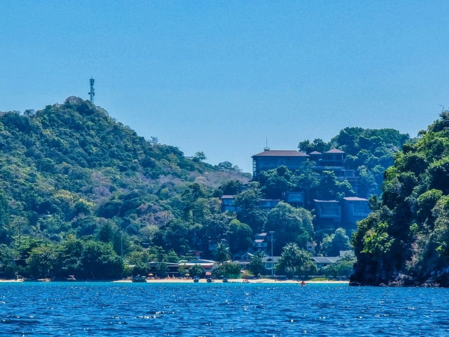 loh dalum et hotel sur colline excursion journee ko phi phi