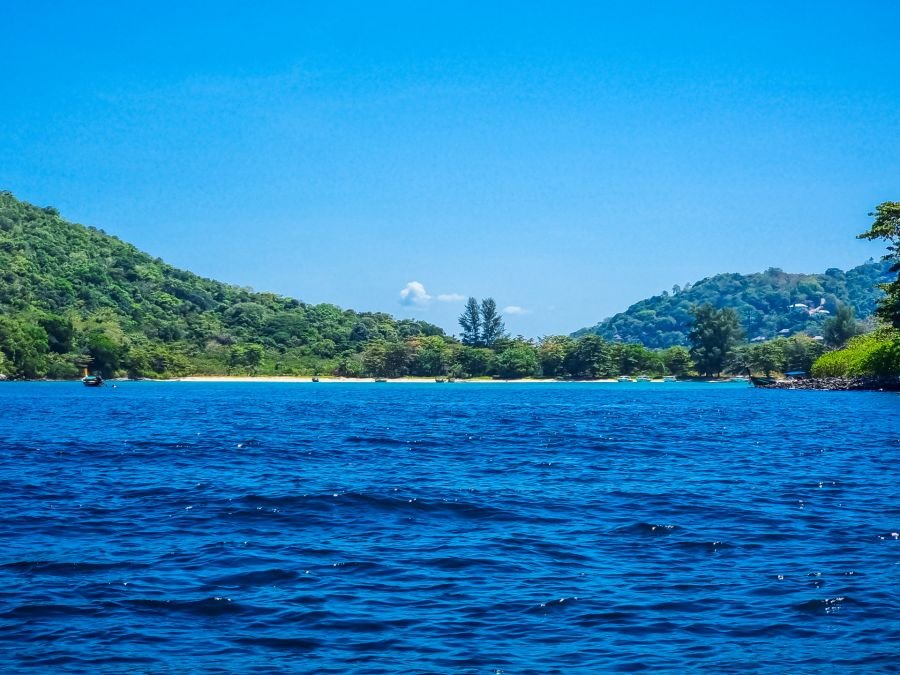 loh lana bay vue depuis bateau excursion journée ko phi phi
