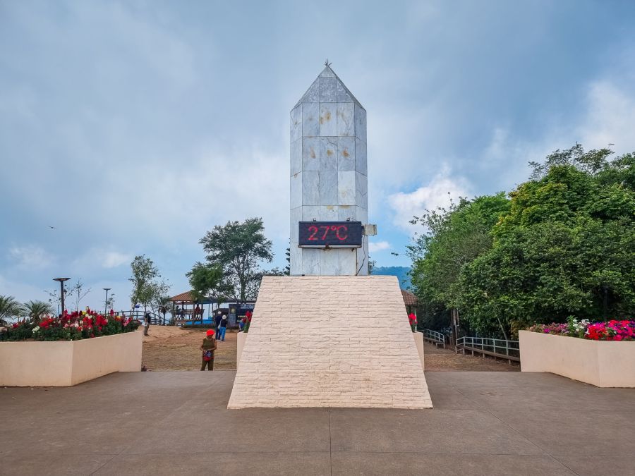 observatory and temperature measurement building phu thap boek phetchabun