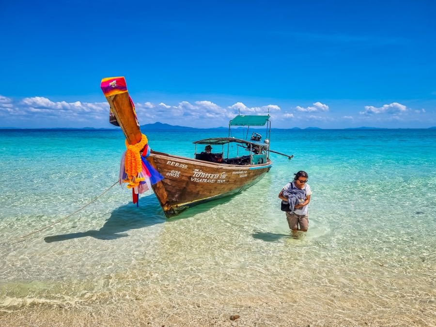 debarquement sur bamboo island excursion journée depuis ko phi phi
