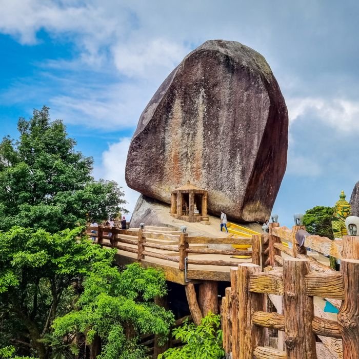 Chanthaburi : le pèlerinage du Khao Khitchakut