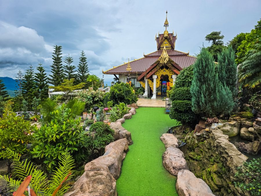 salle pour mediter au wat pha sorn kaew phetchabun