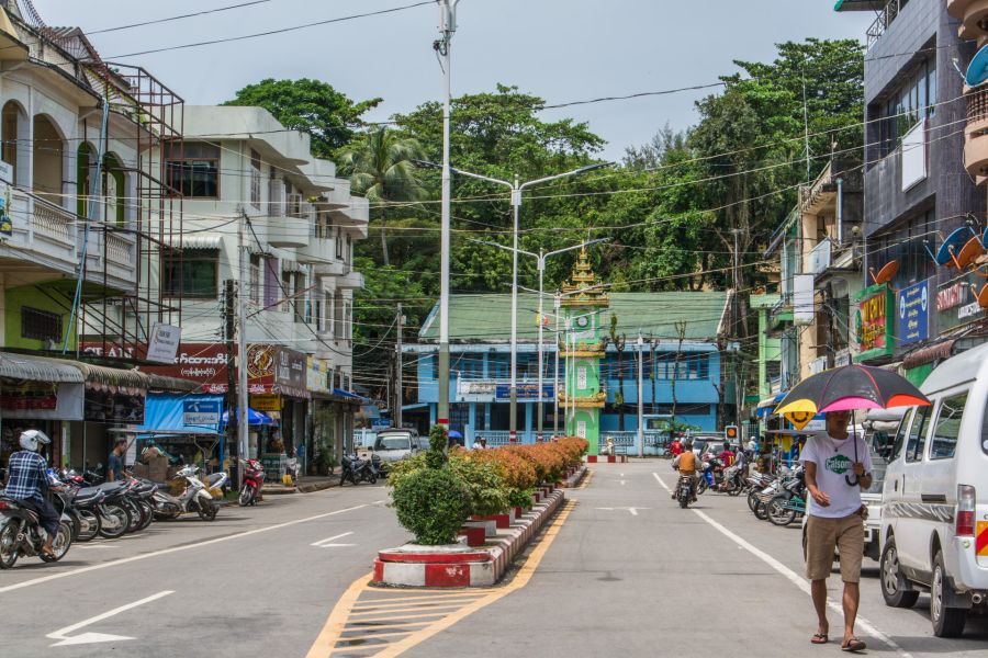 tour horloge arrivee port de kawthaung birmanie