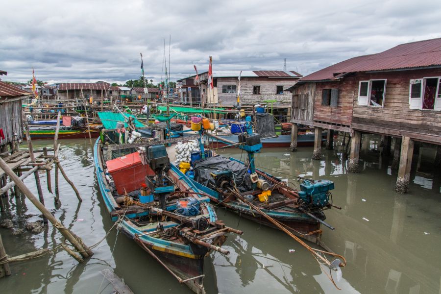 bateaux peches village île tonton kawthaung birmanie