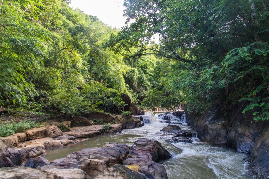 nature cascade maliwan waterfall kawthaung birmanie