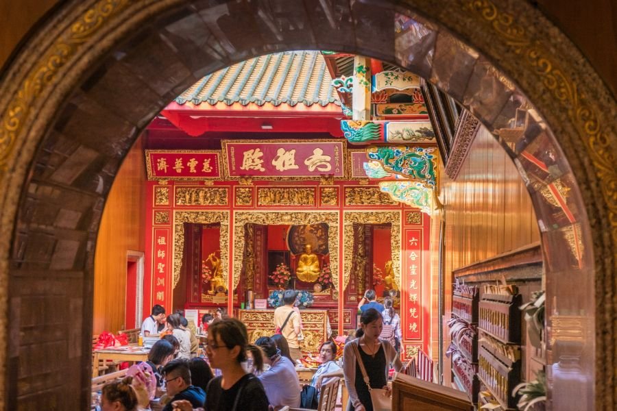 arche au wat mangkon chinatown bangkok